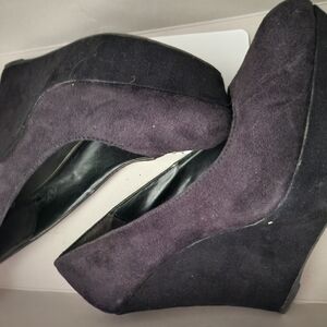 Elegant Black Suede Women's Wedge Shoes